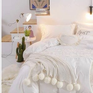 Fluffy White Pom Blanket